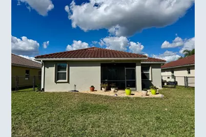 2536 Laurentina Ln, Cape Coral, FL 33909 - Photo 18