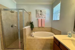 2536 Laurentina Ln, Cape Coral, FL 33909 - Photo 10