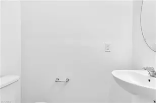 1426 Weeping Willow Ct, Cape Coral, FL 33909 - Photo 20