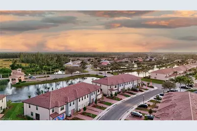 1426 Weeping Willow Ct, Cape Coral, FL 33909 - Photo 24