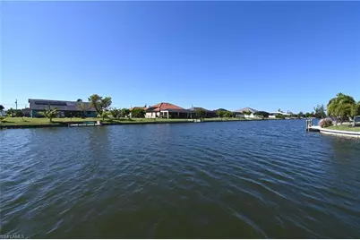 216 SW 20th St, Cape Coral, FL 33991 - Photo 10