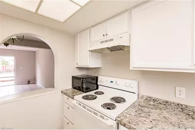 1123 SW 48th Ter #103, Cape Coral, FL 33914 - Photo 6