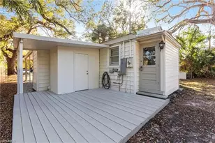 2217 Dora St, Fort Myers, FL 33901 - Photo 4