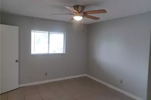 913 Gleason Pkwy, Cape Coral, FL 33914 - Photo 12