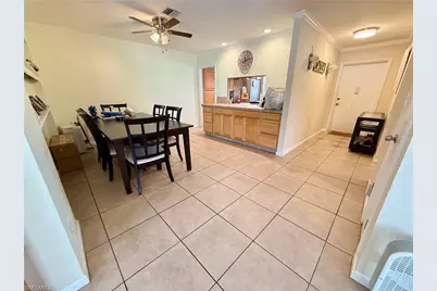 320 Hollywood St, Lehigh Acres, FL 33936 - Photo 10