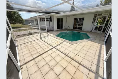 320 Hollywood St, Lehigh Acres, FL 33936 - Photo 38