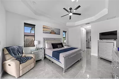 2419 Country Club Blvd, Cape Coral, FL 33990 - Photo 16