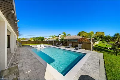 2419 Country Club Blvd, Cape Coral, FL 33990 - Photo 26