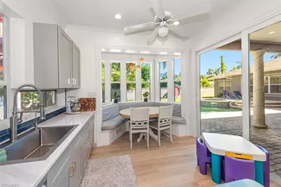 729 Dean Way, Fort Myers, FL 33919 - Photo 10