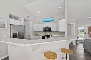 2734 SW 28th Ave, Cape Coral, FL 33914 - Photo 14