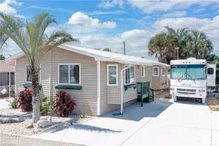 4828 Flamingo Dr, Saint James City, FL 33956 - Photo 2