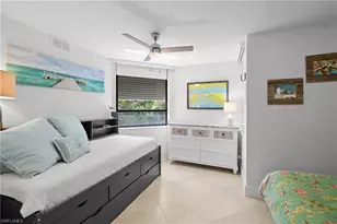 10562 Gulf Shore Dr, Naples, FL 34108 - Photo 6