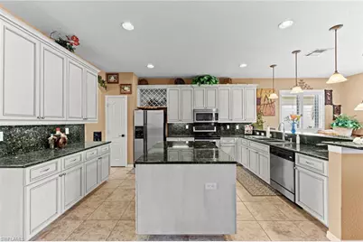 15489 Laguna Hills Dr, Fort Myers, FL 33908 - Photo 8