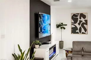 2809 NE 6th Pl, Cape Coral, FL 33909 - Photo 26