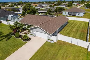 233 SW 19th Terrace, Cape Coral, FL 33991 - Photo 2