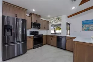 233 SW 19th Terrace, Cape Coral, FL 33991 - Photo 4