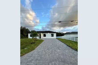 2517 54th St SW, Lehigh Acres, FL 33976 - Photo 2