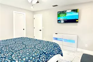 1813 Hancock Bridge Pkwy, Cape Coral, FL 33990 - Photo 18