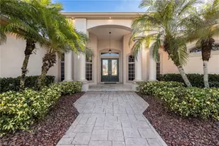 8230 Hunters Glen Cir, North Fort Myers, FL 33917 - Photo 2