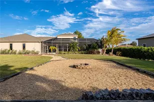 8230 Hunters Glen Cir, North Fort Myers, FL 33917 - Photo 44