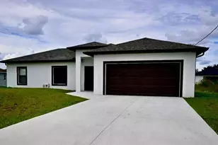 2806 57th St W, Lehigh Acres, FL 33971 - Photo 2