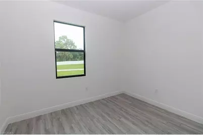3032 W Briarwood Cir, Labelle, FL 33935 - Photo 10