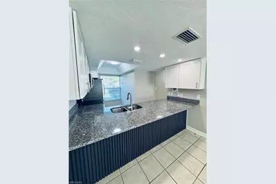 4641 SW Santa Barbara Pl, Cape Coral, FL 33914 - Photo 6