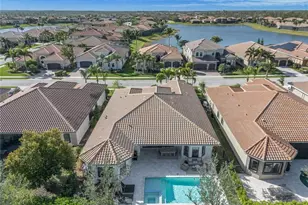 2906 Cinnamon Bay Cir, Naples, FL 34119 - Photo 2