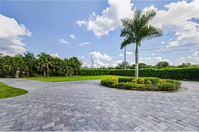 3219 White Blvd, Naples, FL 34117 - Photo 42