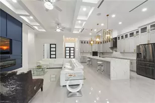 3219 White Blvd, Naples, FL 34117 - Photo 10