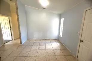 4118 33rd St SW, Lehigh Acres, FL 33976 - Photo 4