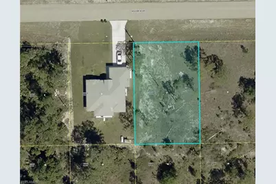 1140 Jaguar Blvd, Lehigh Acres, FL 33974 - Photo 2