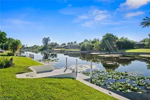 166 SE 20th St, Cape Coral, FL 33990 - Photo 6