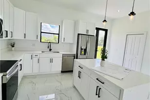 515 Croydon Ave S, Lehigh Acres, FL 33974 - Photo 10