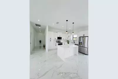 515 Croydon Ave S, Lehigh Acres, FL 33974 - Photo 8