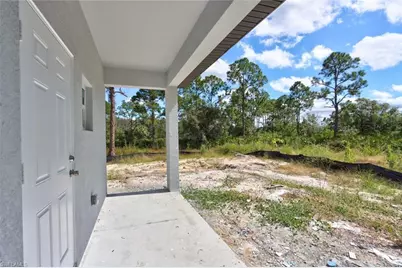 485 Tweed Ct, Lehigh Acres, FL 33972 - Photo 10