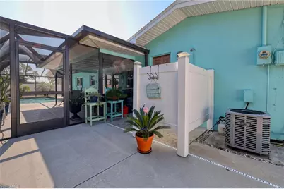 7238 Emily Dr, Fort Myers, FL 33908 - Photo 30