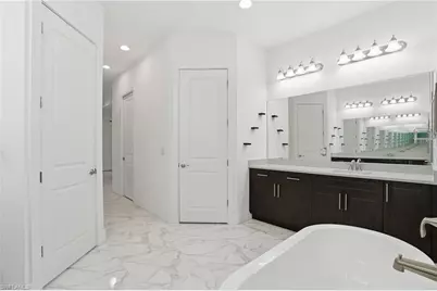 1217 SW 15th Ter, Cape Coral, FL 33991 - Photo 20