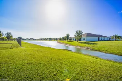 10501 Crossback Ln, Lehigh Acres, FL 33936 - Photo 2