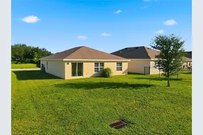 10501 Crossback Ln, Lehigh Acres, FL 33936 - Photo 24