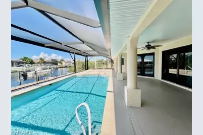 426 NW 37th Pl, Cape Coral, FL 33993 - Photo 4