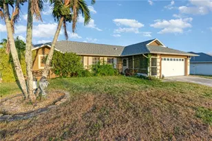 2721 SW 3rd Ave, Cape Coral, FL 33914 - Photo 20