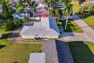 27580 Wisconsin St, Bonita Springs, FL 34135 - Photo 2