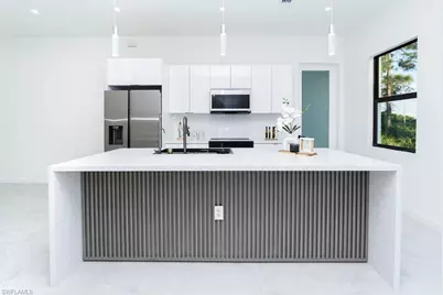 832 Carpenter St E, Lehigh Acres, FL 33974 - Photo 10