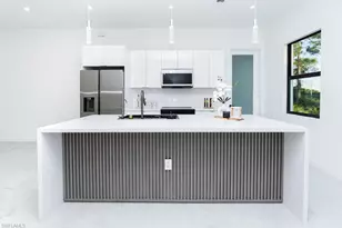 832 Carpenter St E, Lehigh Acres, FL 33974 - Photo 10