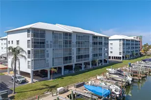 4531 Bay Beach Ln, Fort Myers Beach, FL 33931 - Photo 32