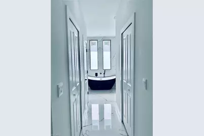 863 Haskell St E, Lehigh Acres, FL 33974 - Photo 18