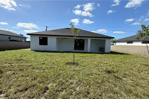 225 Chiquita Blvd N, Cape Coral, FL 33993 - Photo 6