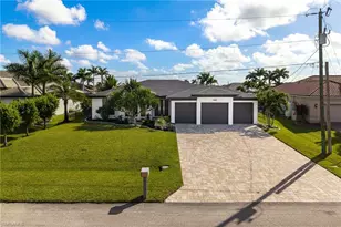 1005 NW 36th Pl, Cape Coral, FL 33993 - Photo 2