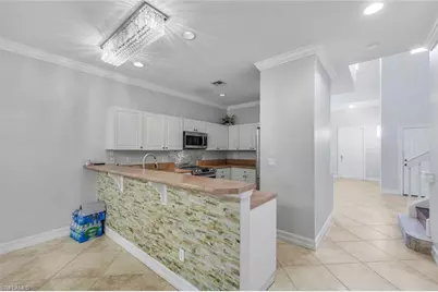 10253 S Silver Palm Dr, Estero, FL 33928 - Photo 6